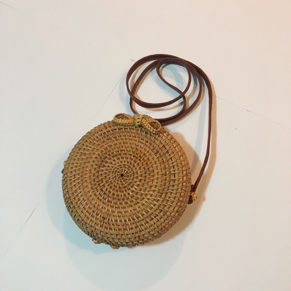 Handmade Rattan Circle Crossbody - Picture 2 of 5